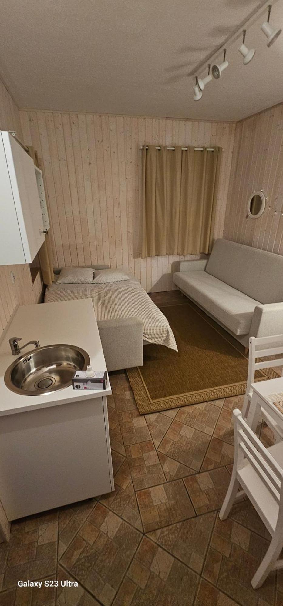 Guest house Azak